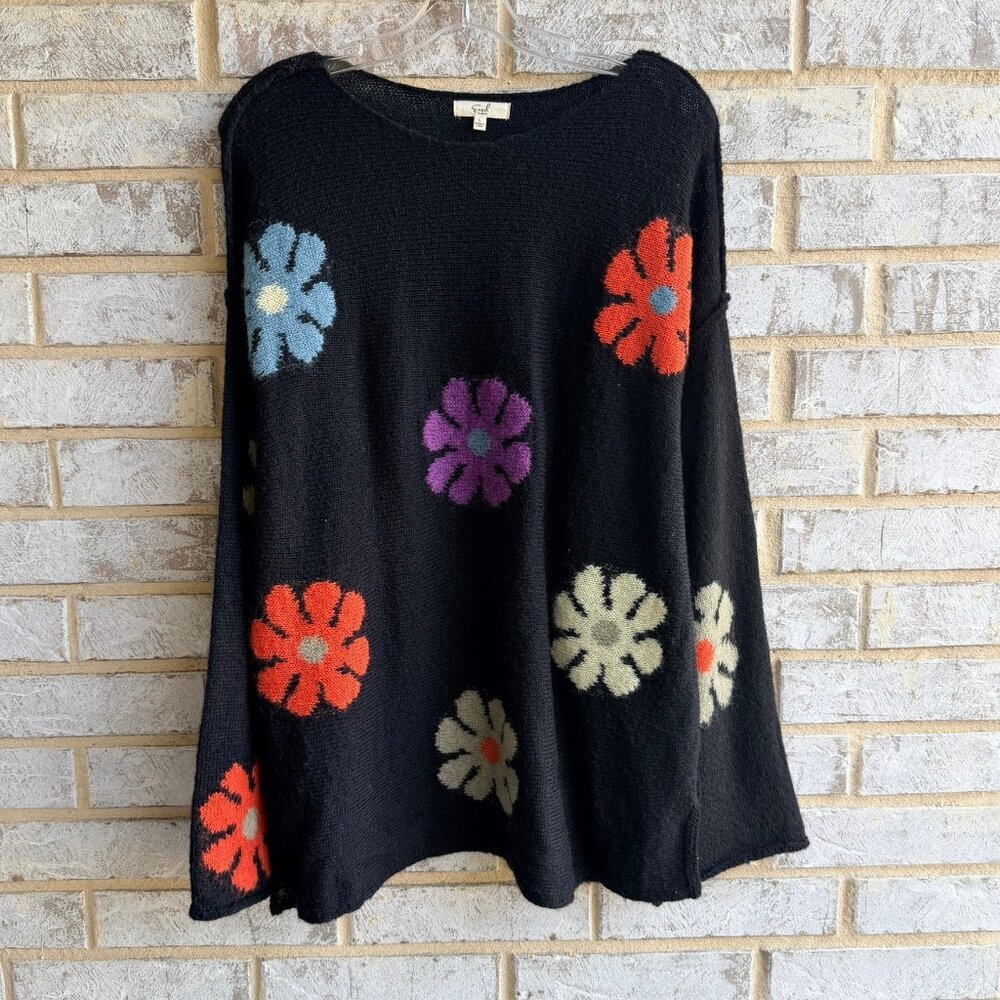 EASEL Wool Blend Multicolor Floral Long Sleeve Round Neck Sweater Size L.